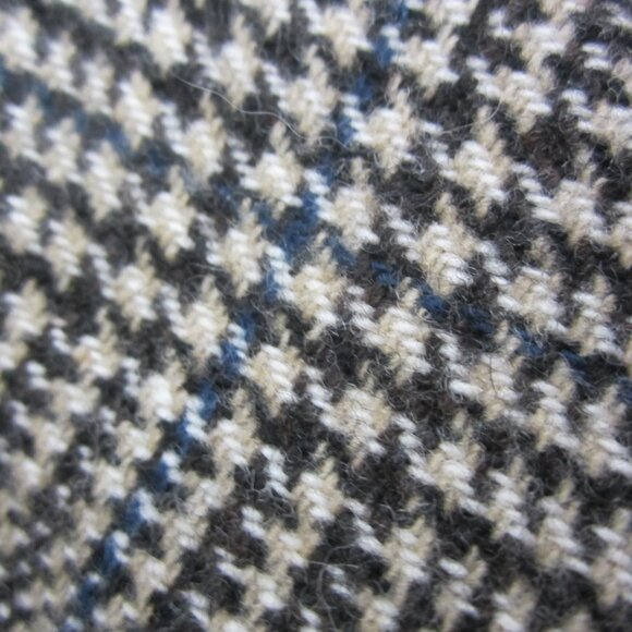 Eddie Bauer Women 18 Black Beige Houndstooth Plaid Wool Sleeveless Button Vest - Picture 9 of 11